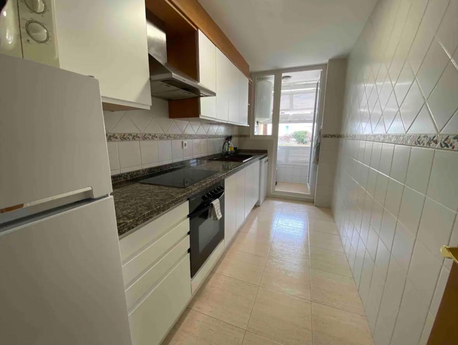 ¡precioso En 1 Linea Con Piscina!
